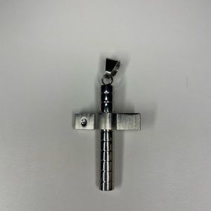 Cross pendant with cubic zirconia
